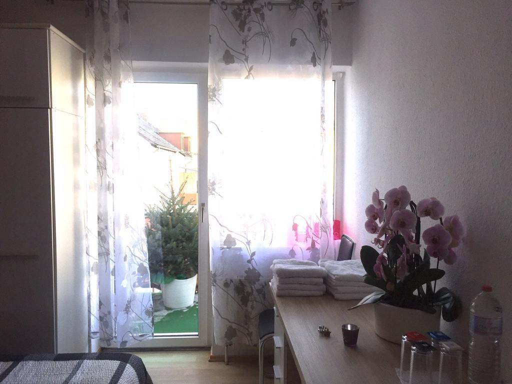 Privatzimmer Am Rathaus Kassel Kültér fotó